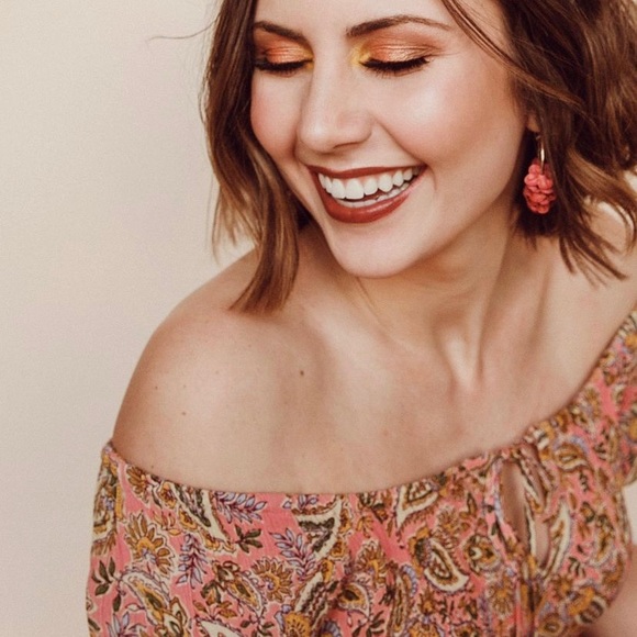 Meet your Posher, Shelby - Picture 1 of 1